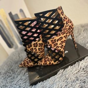 Leopard & Black heels